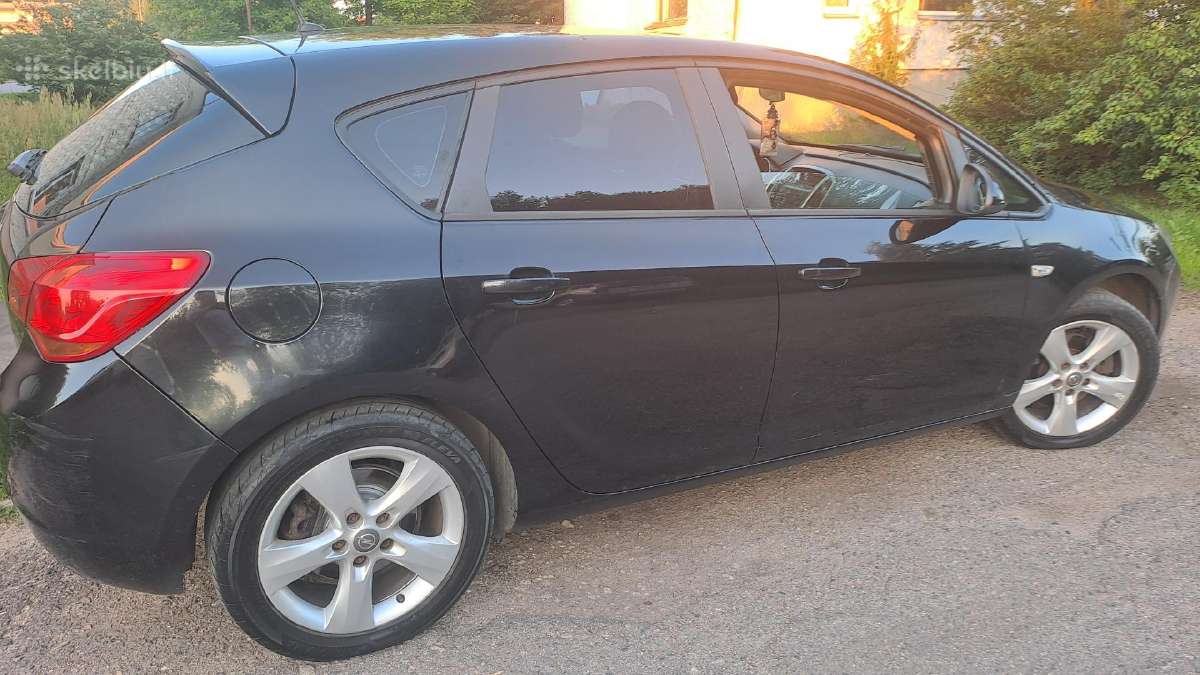 Opel Astra - nuotraukos Nr. 2