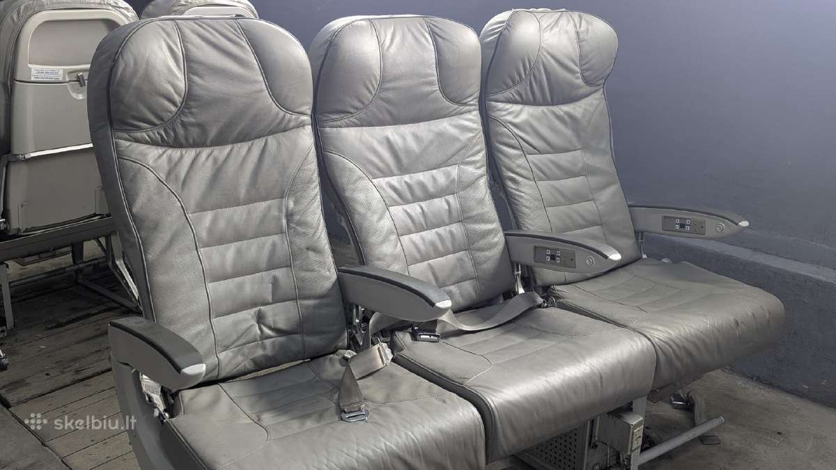 Lėktuvo Recaro sėdynės 3 vietų blokas