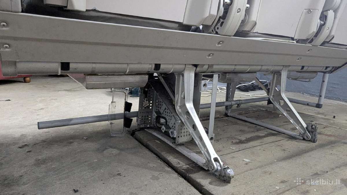 Lėktuvo Recaro sėdynės 3 vietų blokas - nuotraukos Nr. 7