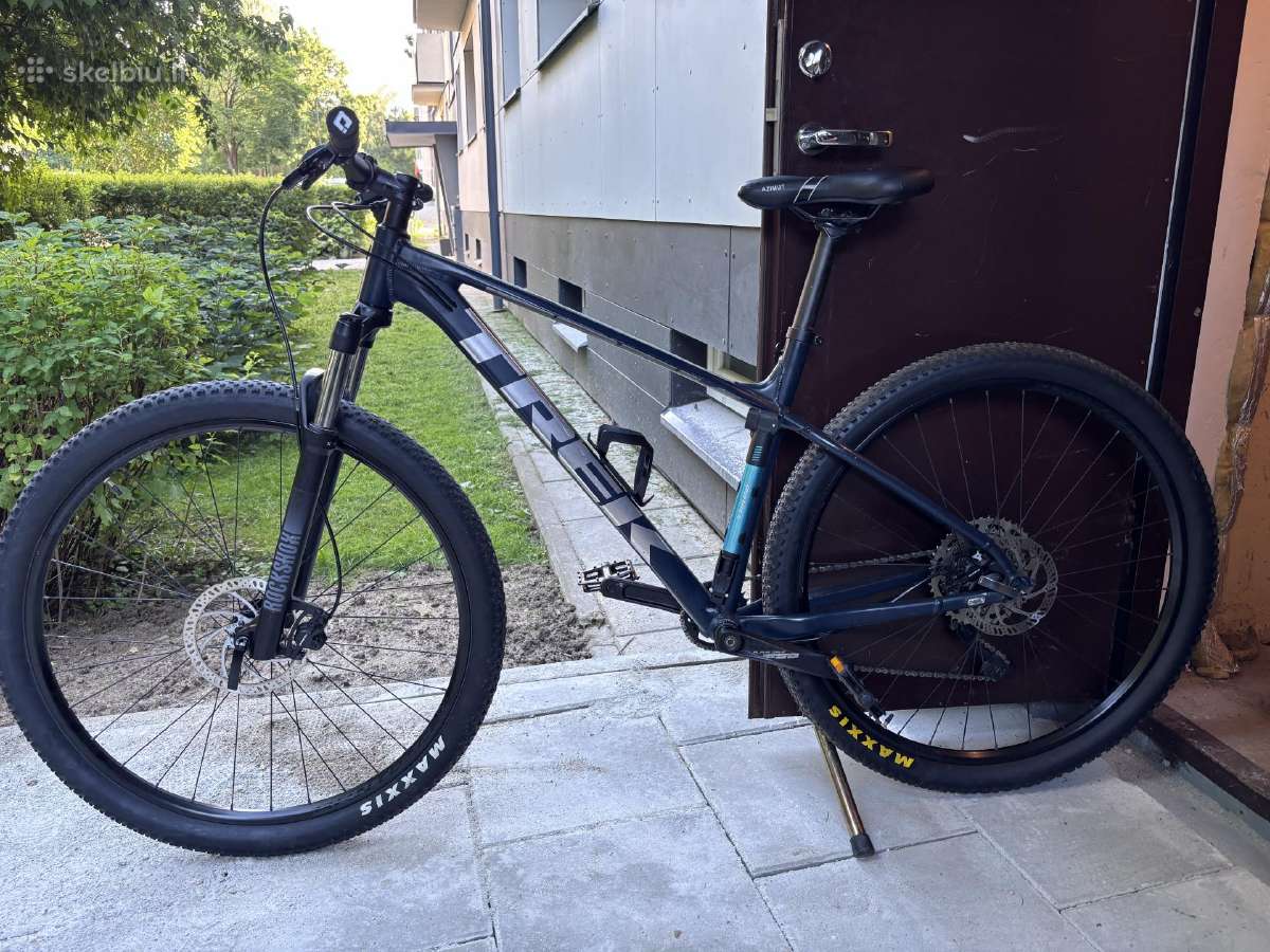 Trek Marlin 7 (29") Kalnų Dviratis MTB
