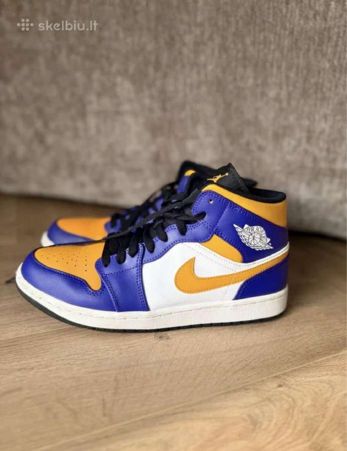 Jordan 1 mid lakers kedai