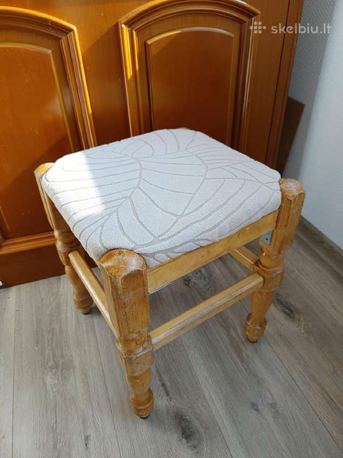 Medinė taburetė iš masyvo - nuotraukos Nr. 4