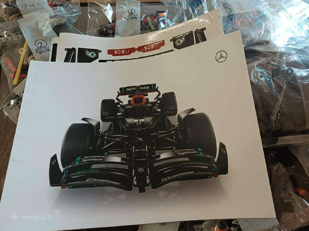 Mercedes-amg F1 Performance 1:8 konstruktorius - nuotraukos Nr. 3