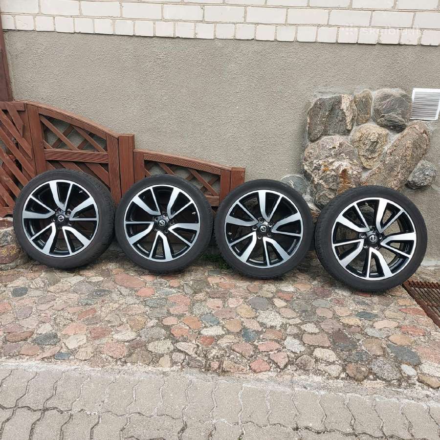 Originalūs Nissan R-17 lieti atlankiai su padangom - nuotraukos Nr. 5