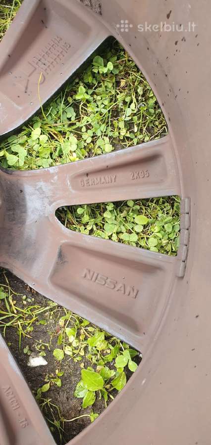 Originalūs Nissan R-17 lieti atlankiai su padangom - nuotraukos Nr. 8