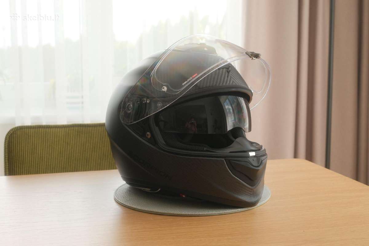 Šalmas Scorpion Exo-1400 EVO II Carbon Air matinis