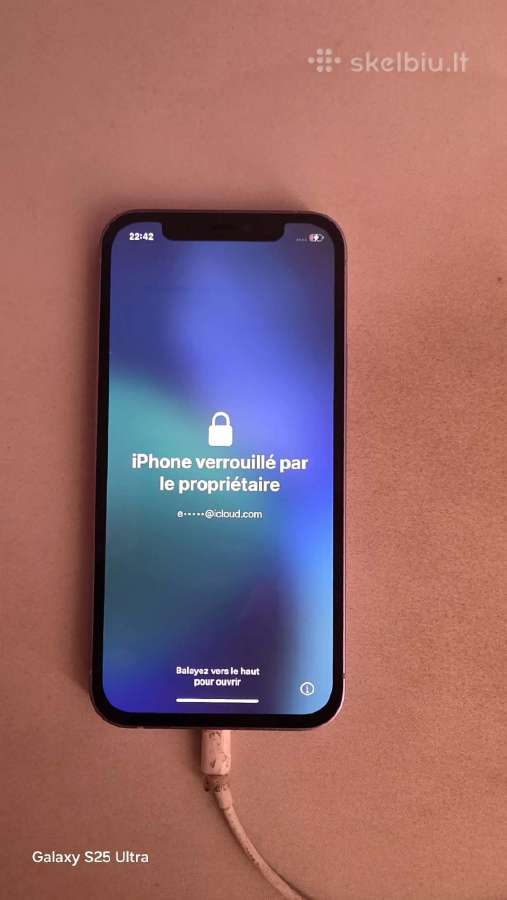 iPhone 12