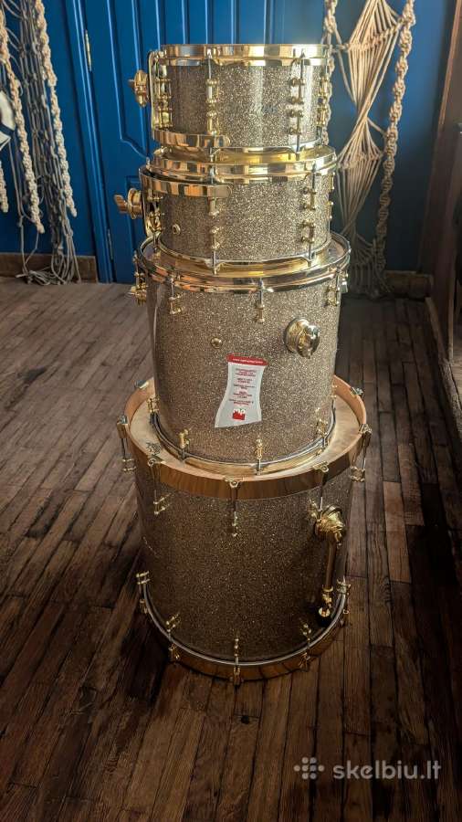 Animal Custom Maple
