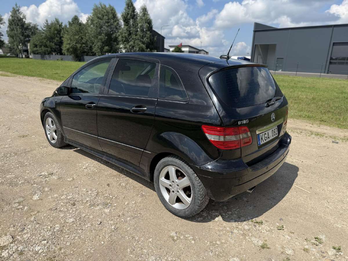 Mercedes Benz B180 - nuotraukos Nr. 3
