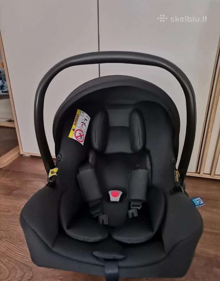Automobilinė naujagimio/kūdikio kėdutė