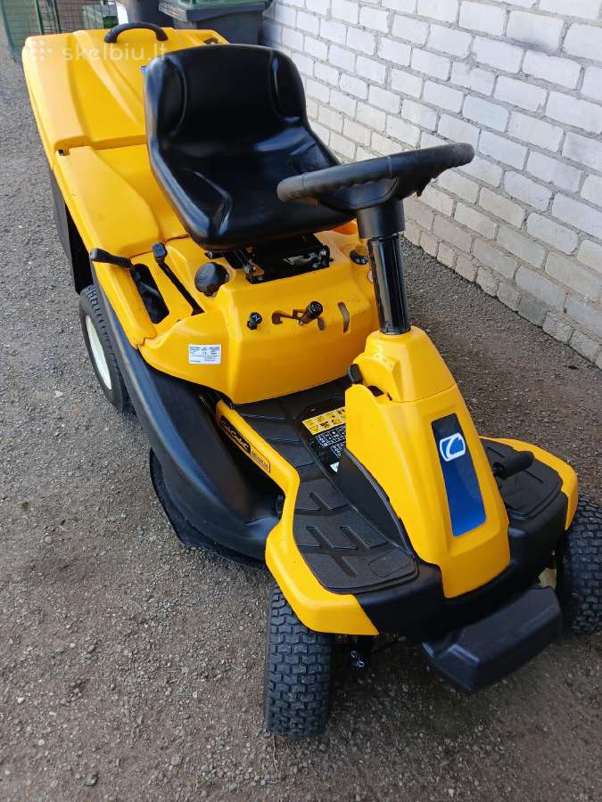 Sodo traktoriukas cub cadet cc114ta