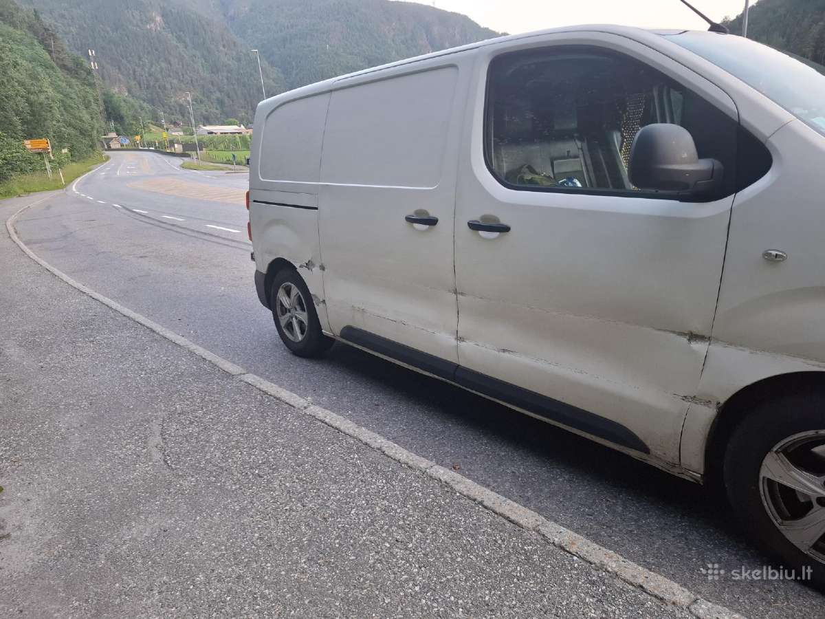 Ieškau meistro automobilio kėbulo remontui