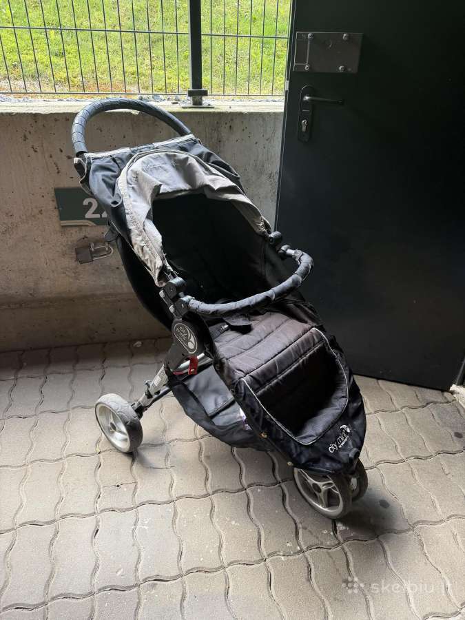 Vaikiškas sportinis vežimėlis