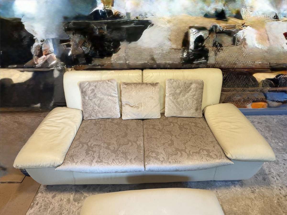 Sofa ir pufas