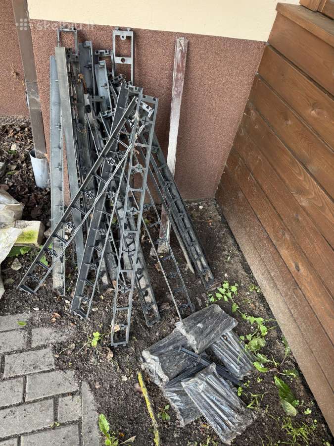 Plastikiniai vejos borteliai ir tvirtinimai