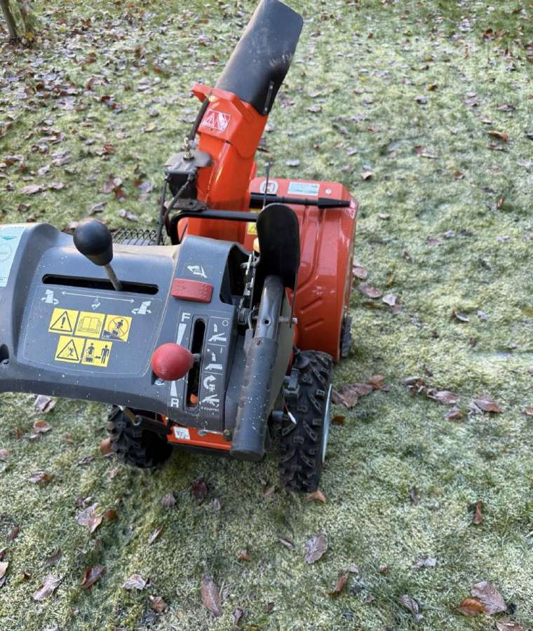 Sniego valytuvas Husqvarna St 261 - nuotraukos Nr. 2
