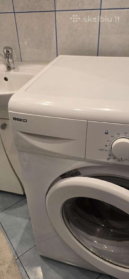 Parduodu veikiančią skalbyklę Beko