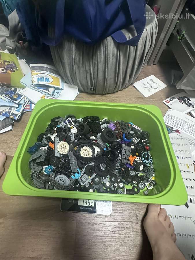 Lego dėžė su daug instrukcijų - nuotraukos Nr. 5