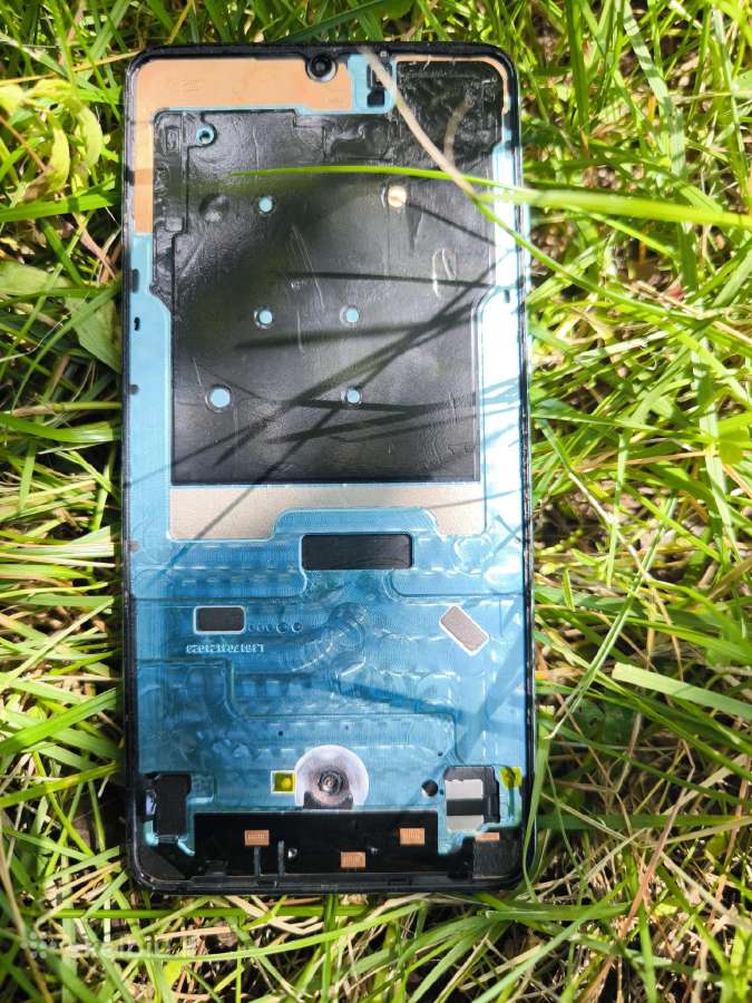 Huawei P30 naud būt displayo. Rėmas lygus. - nuotraukos Nr. 2