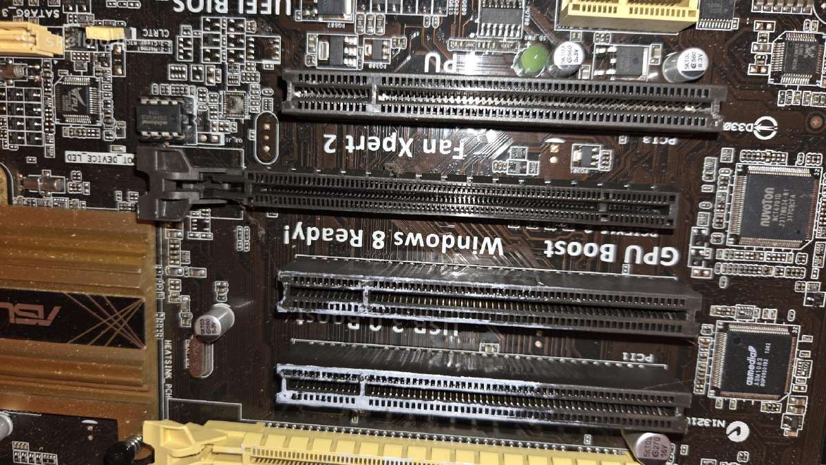 Pagrindine plokšte Asus Z87-c. Su procesorium ir r - nuotraukos Nr. 3