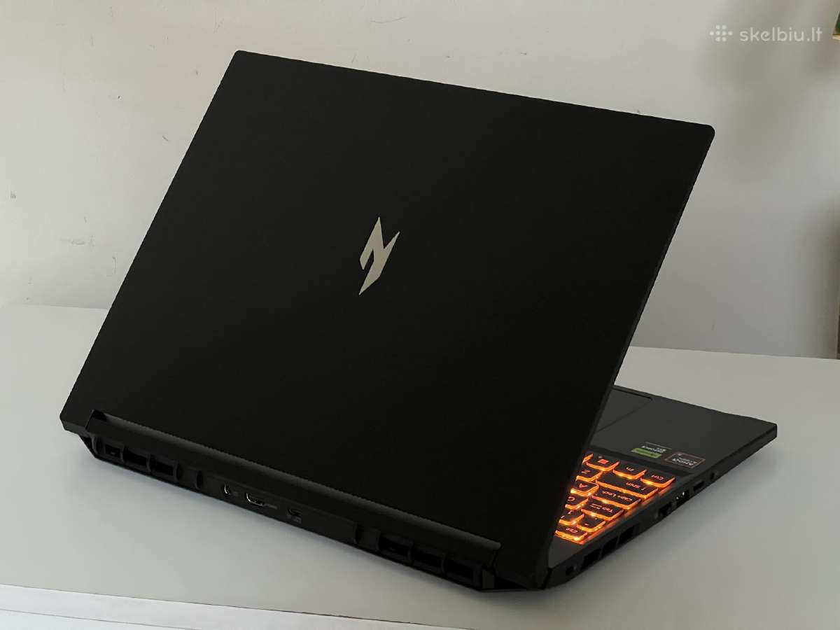 Parduodamas Nitro V16 su Rtx 5050, Ryzen Ai, 180hz - nuotraukos Nr. 6