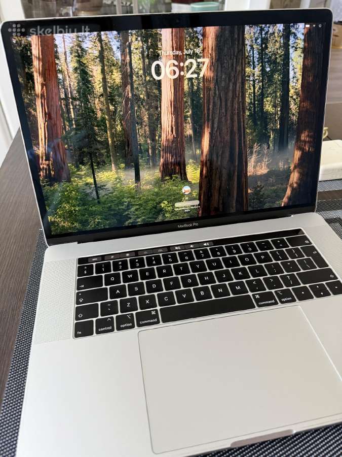 MacBook pro 15 2018 - nuotraukos Nr. 4