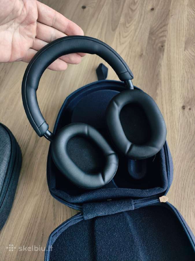 Sony 1000xm4, sony 1000xm5, sennheiser momentum 4 - nuotraukos Nr. 4