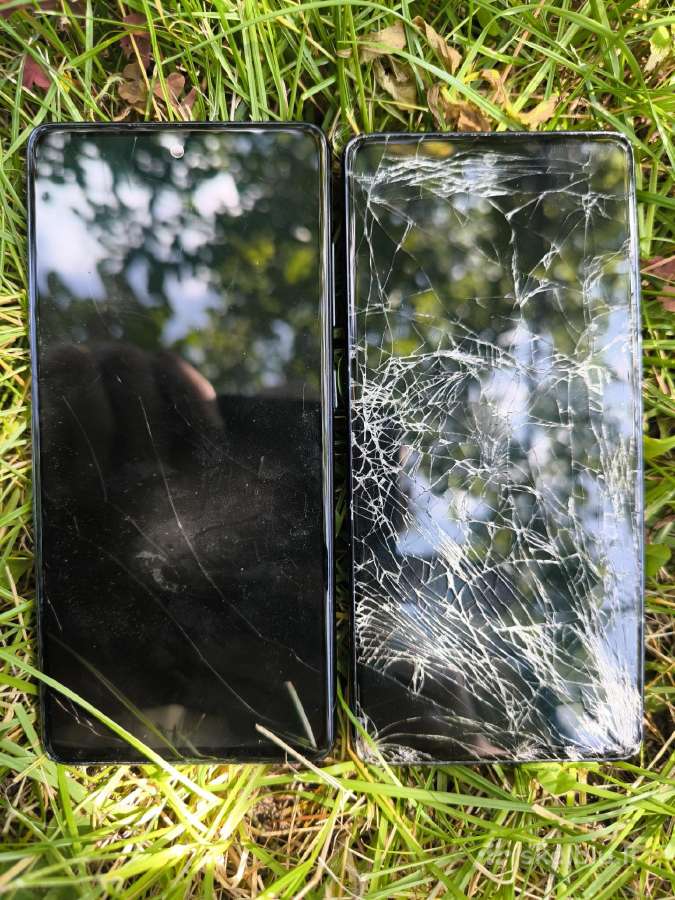 Samsung S20fe taisymui su visokia būkle - nuotraukos Nr. 3
