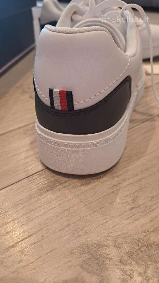 Tommy Hilfiger kedukai - nuotraukos Nr. 3