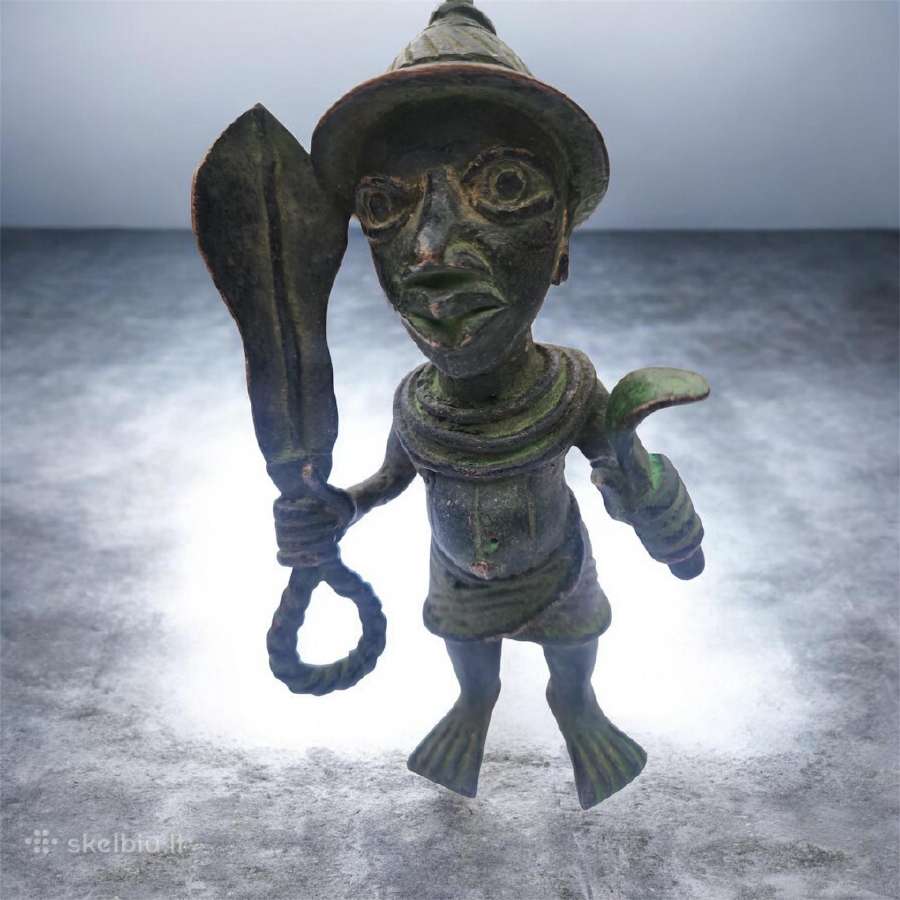 Benin bronze statue - nuotraukos Nr. 2
