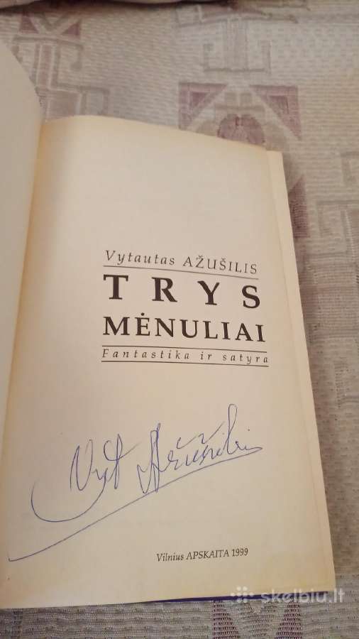 Trys mėnuliai - nuotraukos Nr. 2
