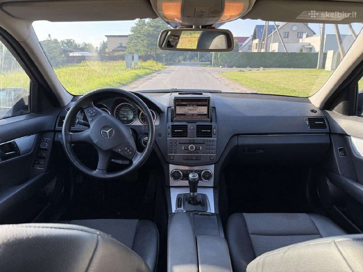 Mercedes Benz 220d - nuotraukos Nr. 5