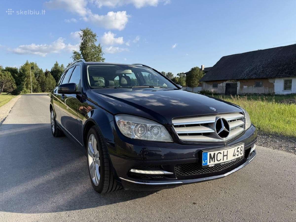 Mercedes Benz 220d - nuotraukos Nr. 9