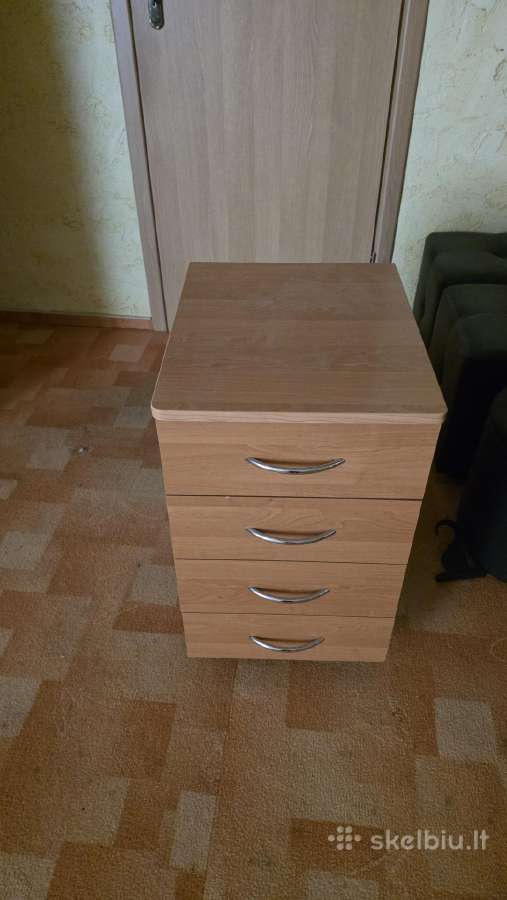 Stalas, komoda - nuotraukos Nr. 3