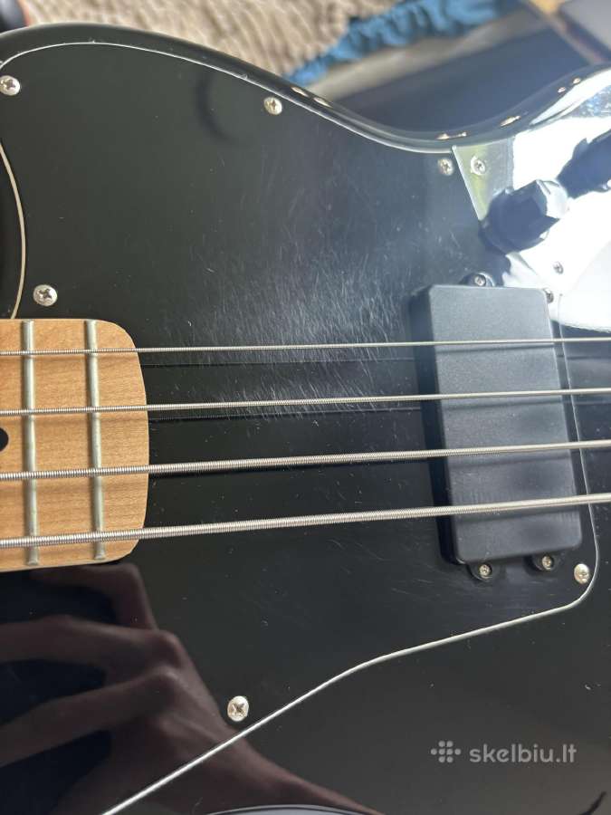 Bosas, akustinė gitara, kubas, priedai - nuotraukos Nr. 6