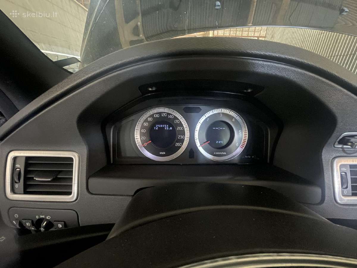 Volvo v70 2.0 - nuotraukos Nr. 6