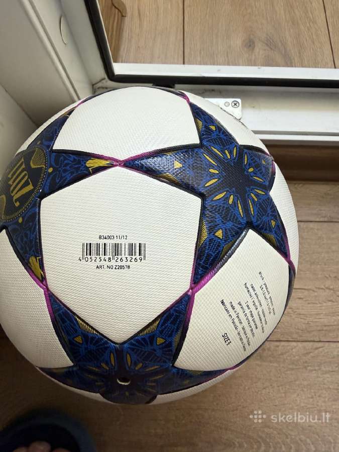 Futbolo kamuolys - nuotraukos Nr. 6