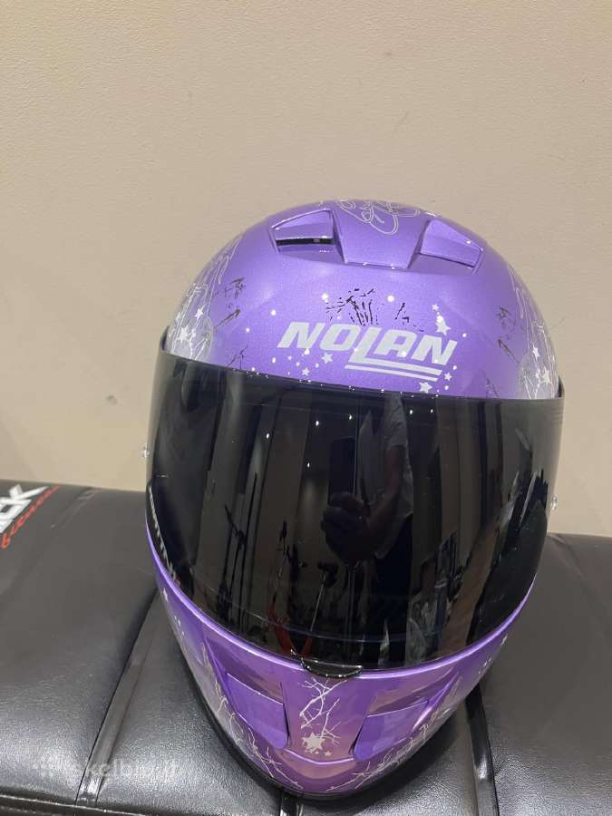 Moto salmas Nolan - nuotraukos Nr. 2