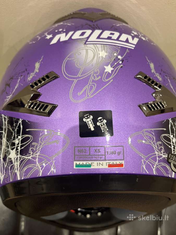 Moto salmas Nolan - nuotraukos Nr. 4