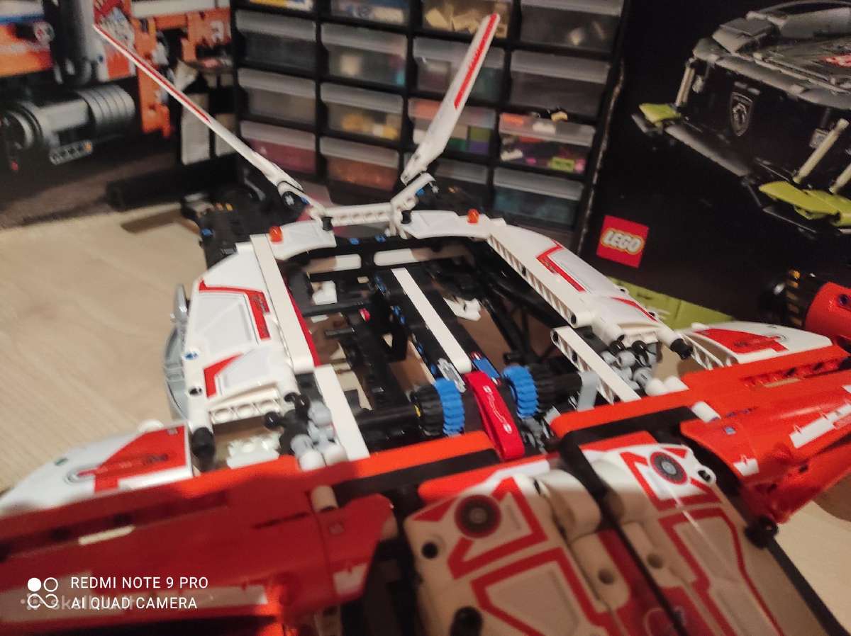 Lego technic 42181 - nuotraukos Nr. 3
