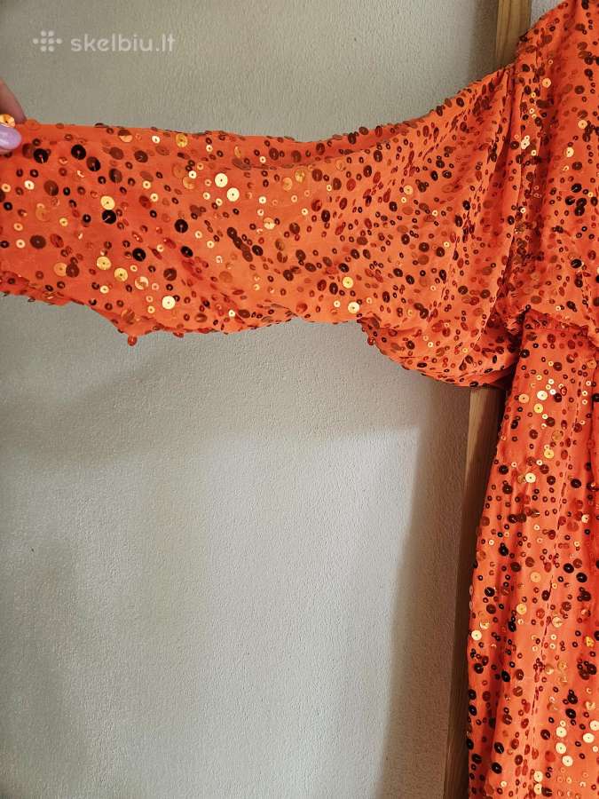 Nuostabi oranžinė blizganti suknelė - nuotraukos Nr. 4