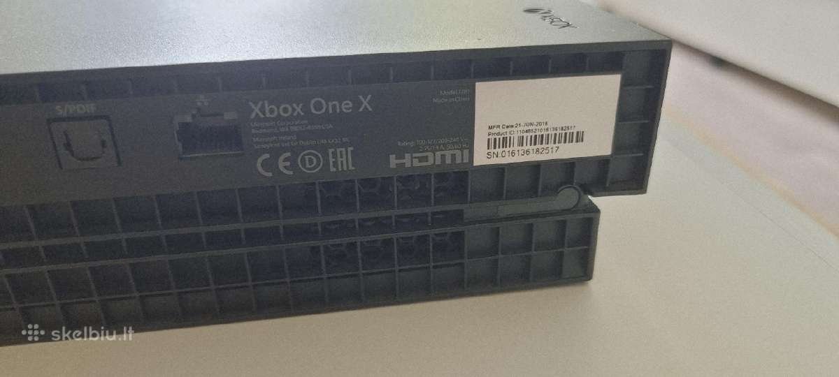 Xbox One X 1tb+ Du pulteliaj - nuotraukos Nr. 6