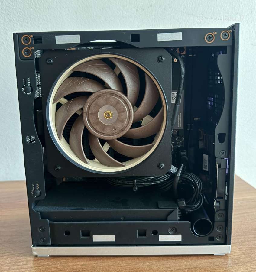 Framework Desktop Max+ 395, 128gb RAM, 2tb SSD - nuotraukos Nr. 3