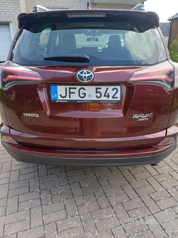 Toyota Rav4 2.0 2016 tik 18 tūkst. km 1 savini - nuotraukos Nr. 3