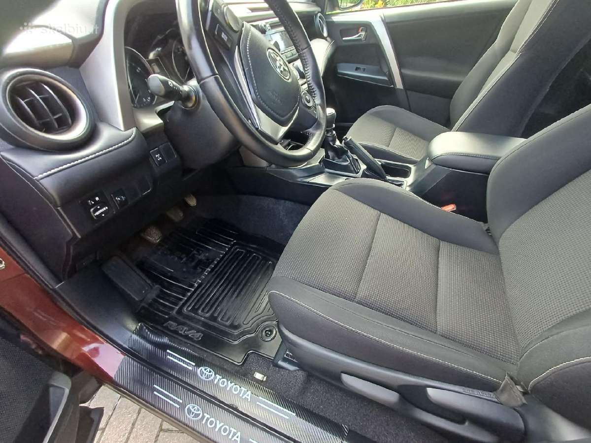 Toyota Rav4 2.0 2016 tik 18 tūkst. km 1 savini - nuotraukos Nr. 7