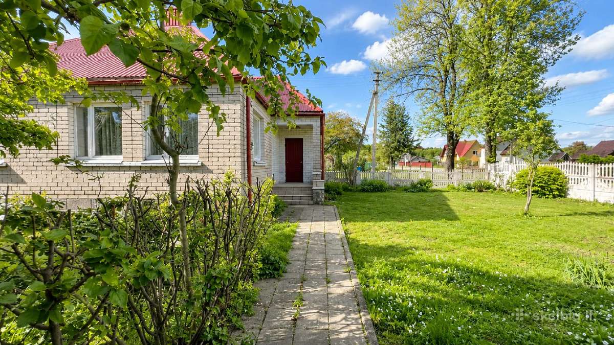 Erdvus namas su garažu ir 8,5a sklypu Prienuose - nuotraukos Nr. 12
