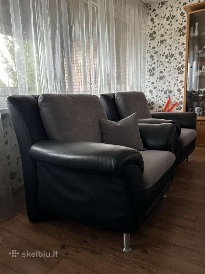 Svetainės baldų komplektas (sofa, foteliai, pufas) - nuotraukos Nr. 2