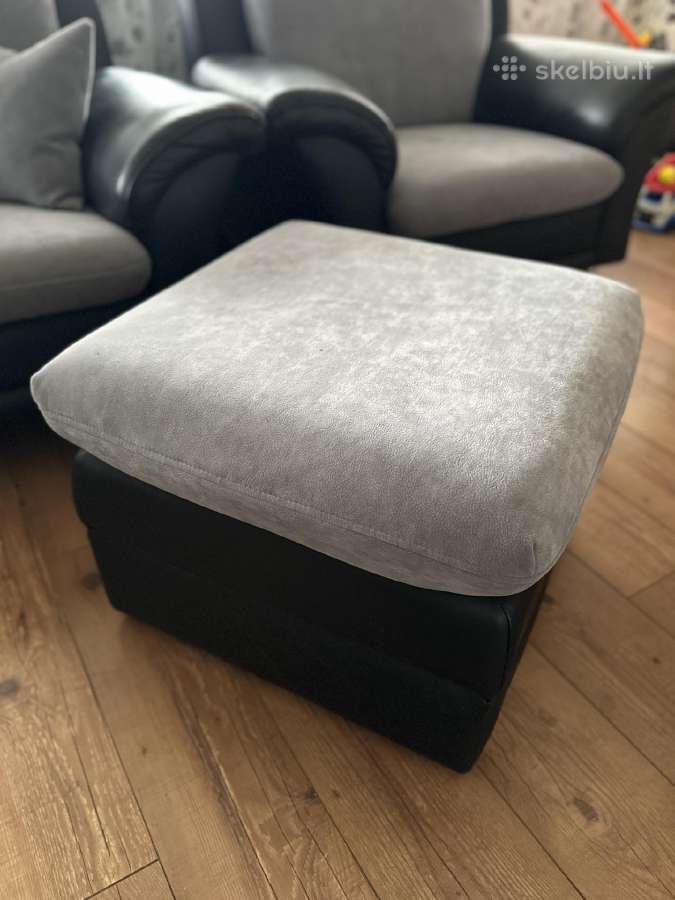 Svetainės baldų komplektas (sofa, foteliai, pufas) - nuotraukos Nr. 5