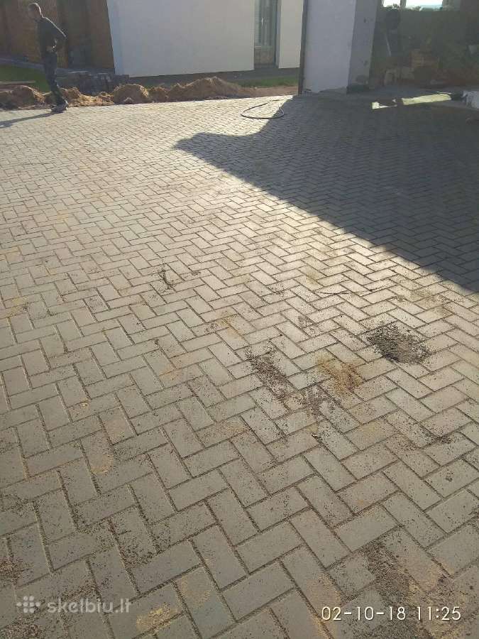 Trinkelių klojimas. Laiptu,pamatu betonavimas. - nuotraukos Nr. 2