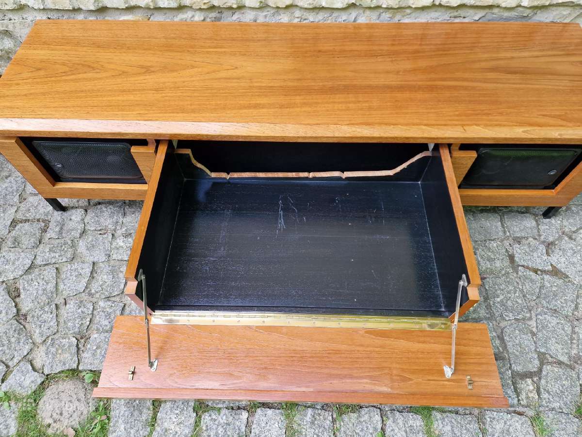 Vintažinė mid century Bauhaus st.audio konsolė - nuotraukos Nr. 21